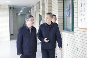 省教育厅调研检查春假准备工作