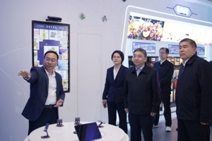 江涌到南京两所职业院校调研